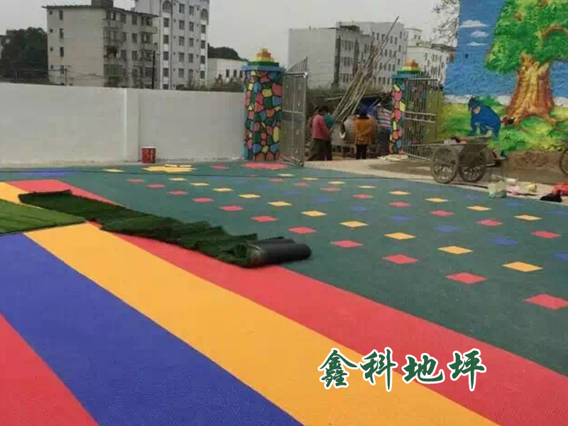 新型球場(chǎng)懸浮硬米地板